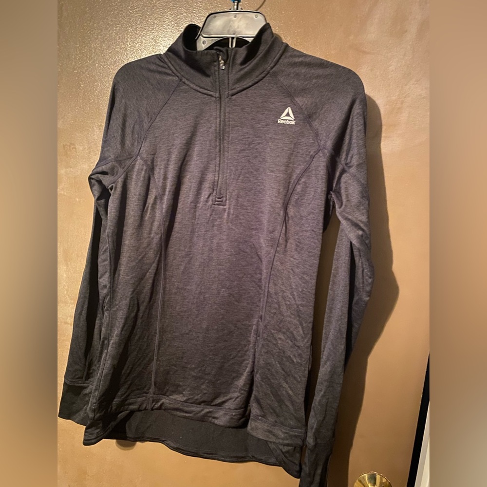 Medium Black Reebok Half Zip Sweatshirt